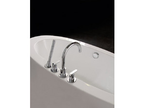 Свободностоящая акриловая ванна BelBagno BB49-1750 г/м